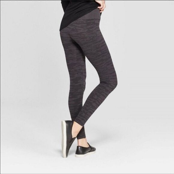 Assets by SPANX Camo Seamless Leggings Gray M - Picture 3 of 8